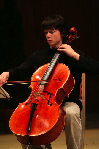 src/instruments/instrumentImages/violoncelle.jpg